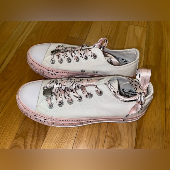 MILEY CYRUS x CONVERSE chuck taylor all star lift low top platform sneakers - Picture 1 of 6